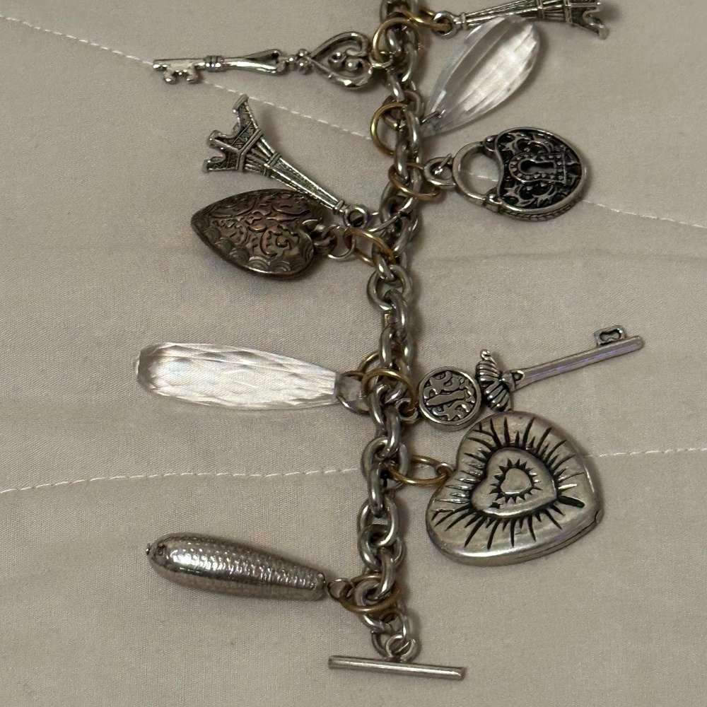 Vintage Statement piece! Charm bracelet w/lots of charms! Extremely unique! - Picture 8 of 9